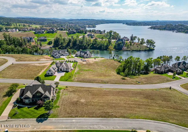 3rd image of 863 Castaway Ln, Lenoir City, TN 37772 | MLS# 1218528