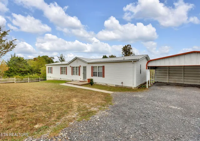 Photo 3 of Sale Pending at 330 Oasis Rd, Bulls Gap, TN 37711 | MLS# 1242620 | Listing updated on 2024-08-23