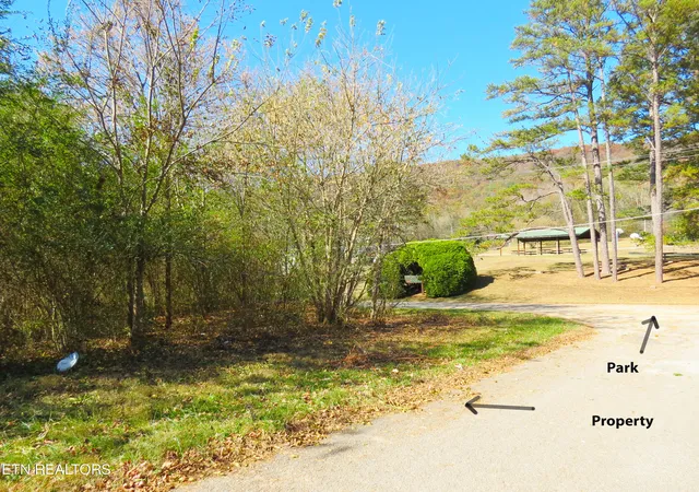 8th image of 822 Renfro Rd, Harriman, TN 37748 | MLS# 1245156
