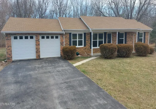 Photo 1 of Sale Pending at 108 Twilight Dr, Crossville, TN 38572 | MLS# 1253218 | Listing updated on 2024-09-25