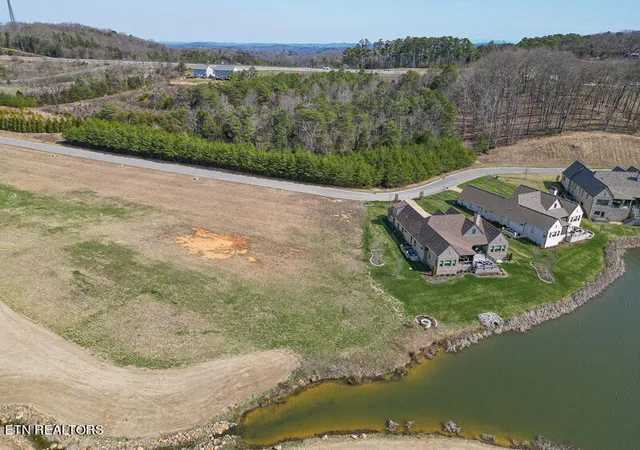 5th image of 517 Navigator Dr, Lenoir City, TN 37772 | MLS# 1254043