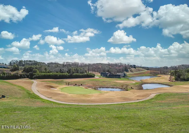 3rd image of 883 Navigator Dr, Lenoir City, TN 37772 | MLS# 1255540