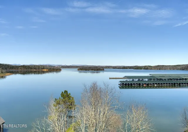 2nd image of 204 Cypress Pointe Dr, Lenoir City, TN 37772 | MLS# 1255641