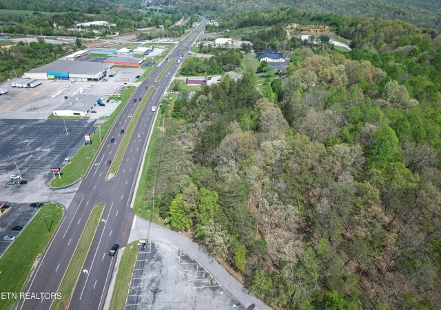 Photo 3 of Land for sale at 2200 N Gateway Ave, Rockwood, TN 37854 | MLS# 1260046 | Listing updated on 2026-04-22