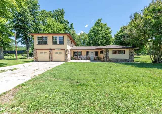 2nd image of 8121 Old Hwy 73, Townsend, TN 37882 | MLS# 1265996