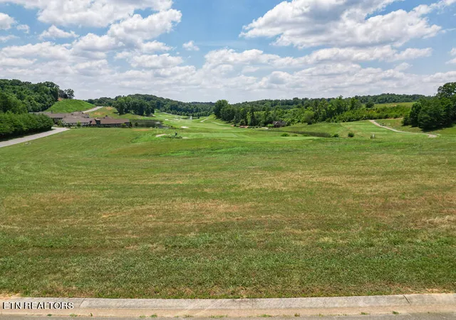 1st image of 811 Navigator Dr, Lenoir City, TN 37772 | MLS# 1267444