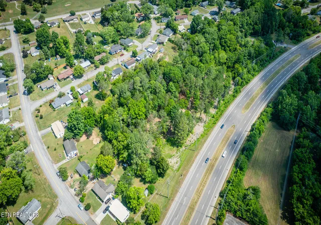 3rd image of 2210 Oak Ridge Turnpike, Oak Ridge, TN 37830 | MLS# 1269089