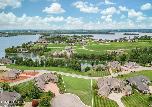 5th image of 962 Commodore Dr, Lenoir City, TN 37772 | MLS# 1272012