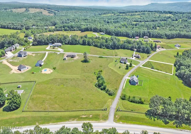 Photo 2 of Sale Pending at Estate Loop Tr, Crossville, TN 38555 | MLS# 1273450 | Listing updated on 2026-09-07