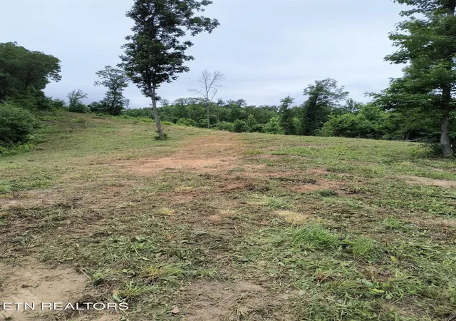 Photo 2 of Land for sale at Ashe Cabin Holw Rd, Harriman, TN 37748 | MLS# 1276690 | Listing updated on 2026-09-16
