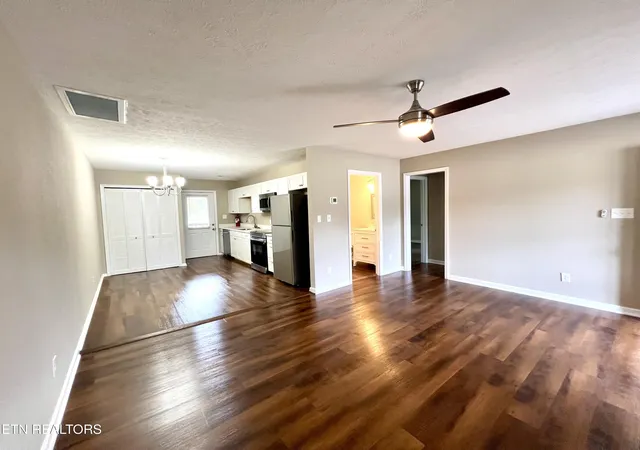 Photo 4 of Condo for sale at 3771 Wears Valley Rd #8, Sevierville, TN 37862 | MLS# 1317806 | Listing updated on 2025-12-08