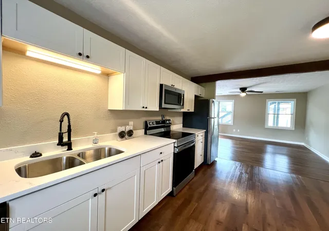 Photo 3 of Condo for sale at 3771 Wears Valley Rd #6, Sevierville, TN 37862 | MLS# 1317836 | Listing updated on 2025-12-08