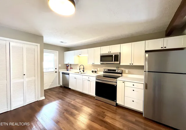 Photo 3 of Condo for sale at 3771 Wears Valley Rd #6, Sevierville, TN 37862 | MLS# 1317836 | Listing updated on 2025-12-08