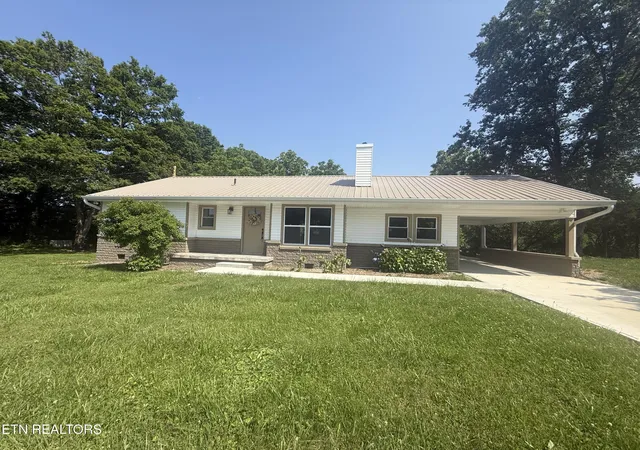 Homes for sale in La Follette, TN | 1184 Davis Chapel Rd, La Follette, TN 37766 | MLS# 1281975