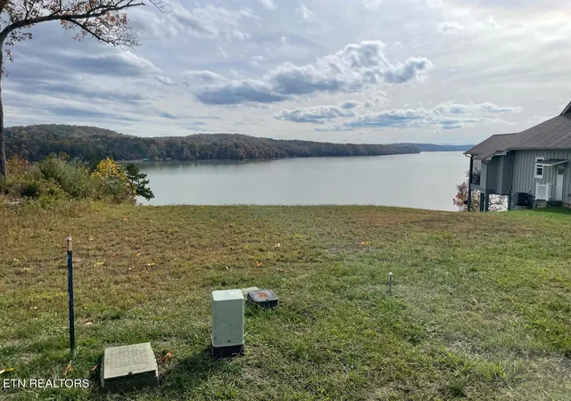 Photo 4 of Land for sale at 147 Docks Of The Bay Dr, Harriman, TN 37748 | MLS# 1282125 | Listing updated on 2026-09-08
