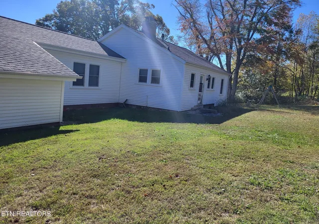 Photo 2 of Single family home for sale at 2103 Old Callahan Dr, Knoxville, TN 37912 | MLS# 1282458 | Listing updated on 2026-04-26