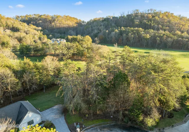 Photo 1 of Land for sale at 132 Legends Pl, Tazewell, TN 37879 | MLS# 1282594 | Listing updated on 2026-07-16