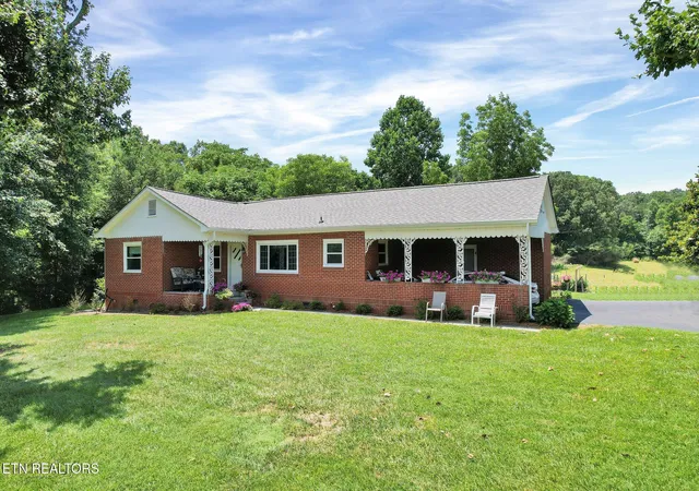 Photo 1 of Single family home for sale at 6460 Dalton Pike, Cleveland, TN 37323 | MLS# 1284050 | Listing updated on 2026-08-17