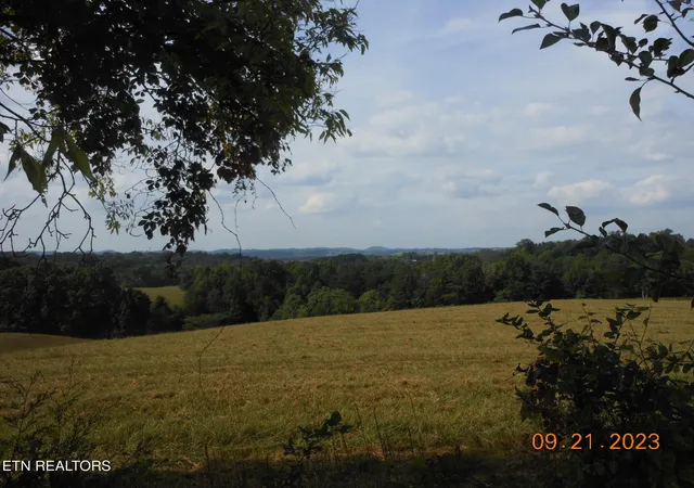 10th image of 6335 Nine Mile Rd, Maryville, TN 37801 | MLS# 1284649
