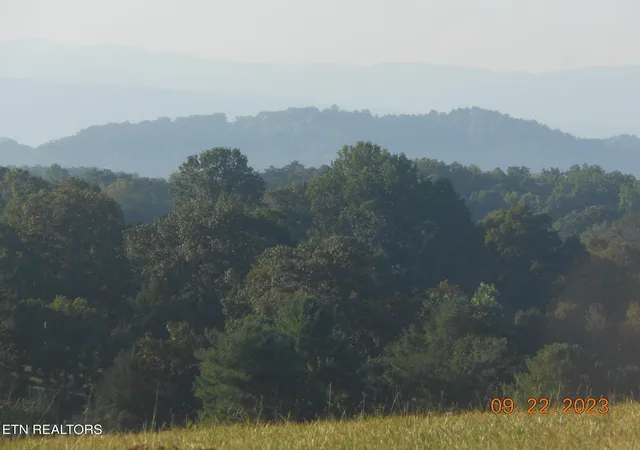 4th image of 6335 Nine Mile Rd, Maryville, TN 37801 | MLS# 1284649