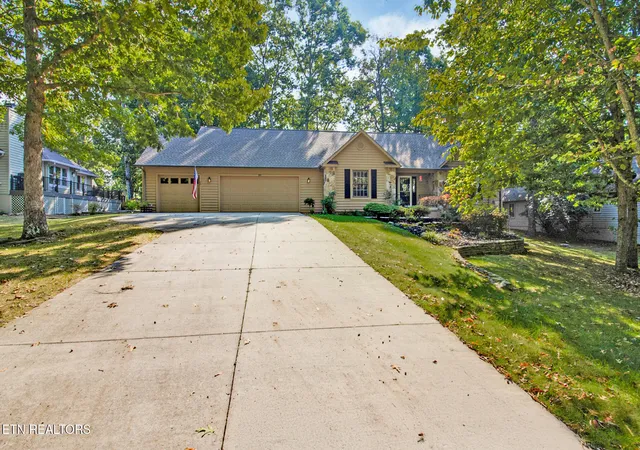 2nd image of 21 Amesbury Ct, Crossville, TN 38558 | MLS# 1285800