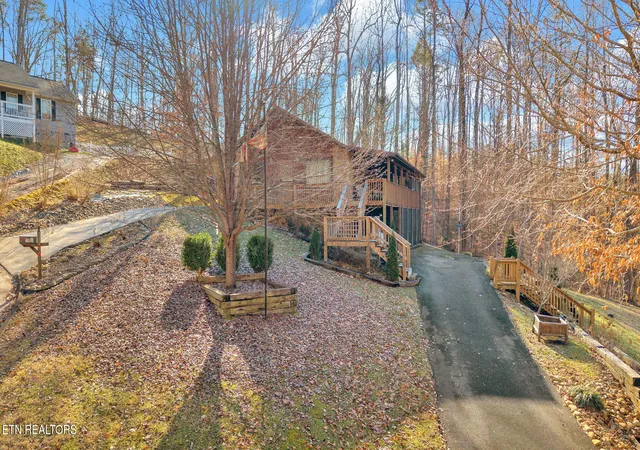 Photo 2 of Single family home for sale at 320 Muscadine Ct, Sevierville, TN 37876 | MLS# 1288495 | Listing updated on 2026-09-25