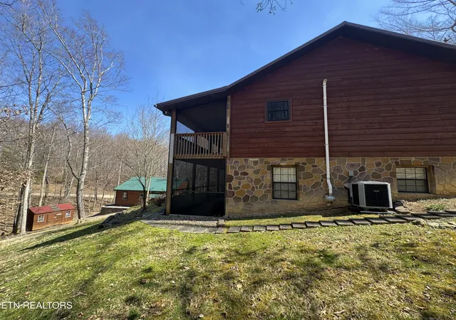 Photo 4 of Single family home for sale at 320 Muscadine Ct, Sevierville, TN 37876 | MLS# 1288495 | Listing updated on 2026-09-25