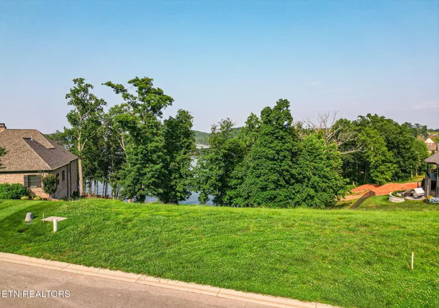 1st image of 17394 Lighthouse Pointe Dr, Lenoir City, TN 37772 | MLS# 1289452