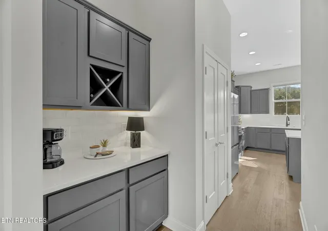 Photo 3 of Single family home for sale at 1106 Cedar Break Dr, Knoxville, TN 37932 | MLS# 1291386 | Listing updated on 2026-02-26