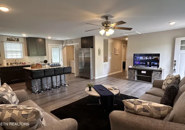 5th image of 1065 Valley Home Rd, Dandridge, TN 37725 | MLS# 1292136