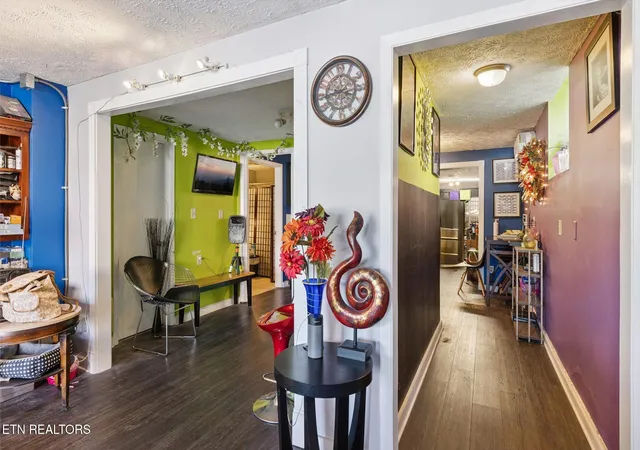 Listing Photo 4 - Condo for sale in building located at 512 N Roane St, Harriman, TN 37748