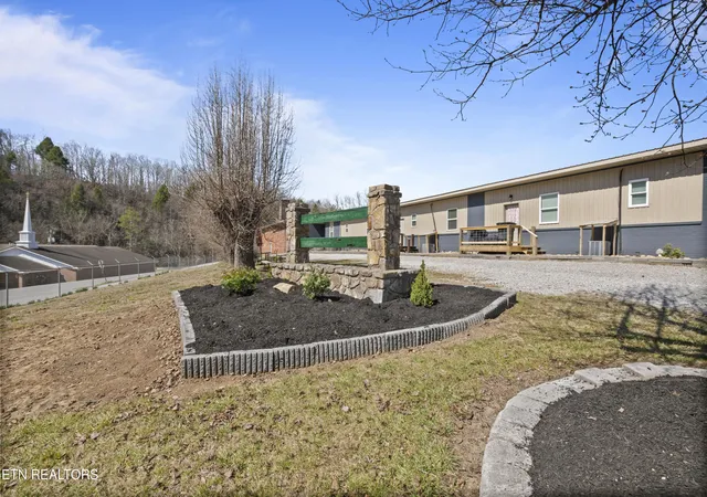 1st image of 128 Old Stinking Creek Rd, La Follette, TN 37766 | MLS# 1293431