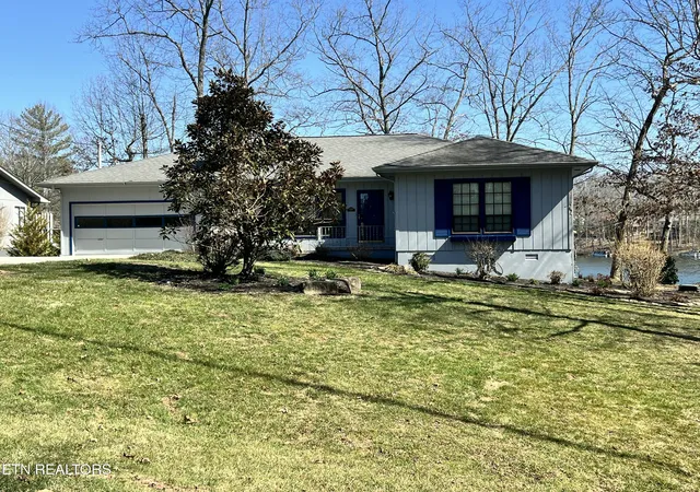 Photo 2 of Single family home for sale at 124 Canterbury Dr, Crossville, TN 38558 | MLS# 1293658 | Listing updated on 2026-09-05