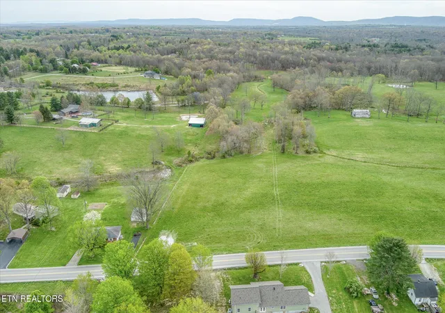 3rd image of 4571 Lantana Rd, Crossville, TN 38572 | MLS# 1297881
