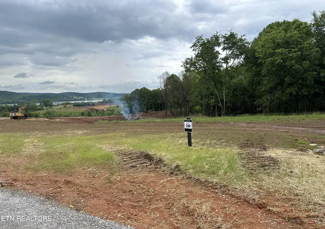 Photo 1 of Land for sale at 4802 Old Dogwood Tr, Loudon, TN 37774 | MLS# 1295418 | Listing updated on 2026-10-08