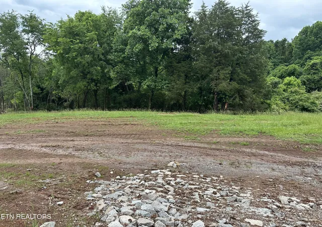 Photo 3 of Land for sale at 4802 Old Dogwood Tr, Loudon, TN 37774 | MLS# 1295418 | Listing updated on 2026-10-08