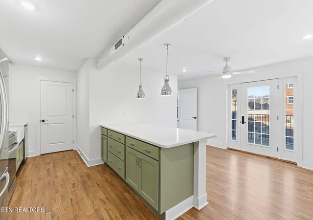 Photo 2 of Condo for sale at E 2724 Magnolia Ave #102, Knoxville, TN 37914 | MLS# 1296499 | Listing updated on 2026-09-14