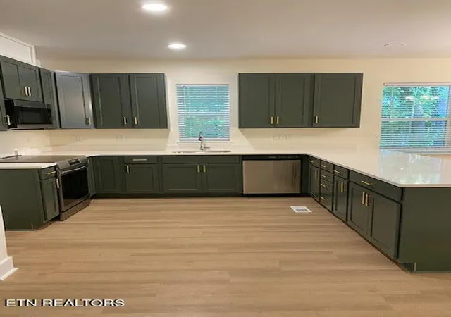 Single family home for sale at 1831 Granville Ter, Knoxville, TN 37915 | MLS# 1313671