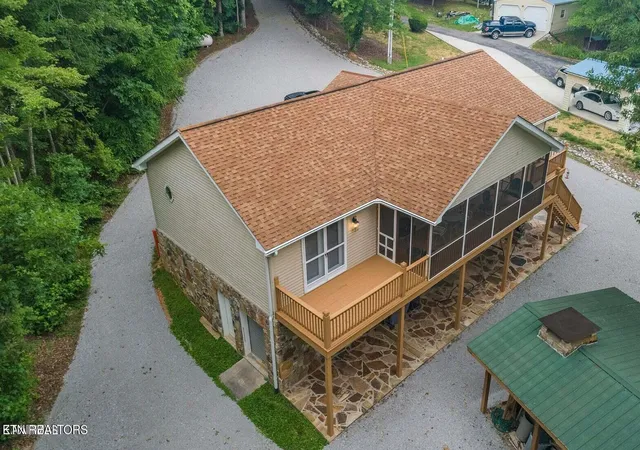 Photo 1 of Single family home for sale at 125 Mallard Duck Ln, Rockwood, TN 37854 | MLS# 1297030 | Listing updated on 2026-08-29