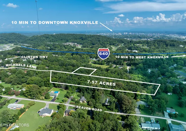 Photo 2 of Sale Pending at 1411 Nw Michaels Ln, Knoxville, TN 37912 | MLS# 1297374 | Listing updated on 2026-09-07