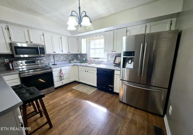 3rd image of 175 Norris Dr, Tazewell, TN 37879 | MLS# 1298523