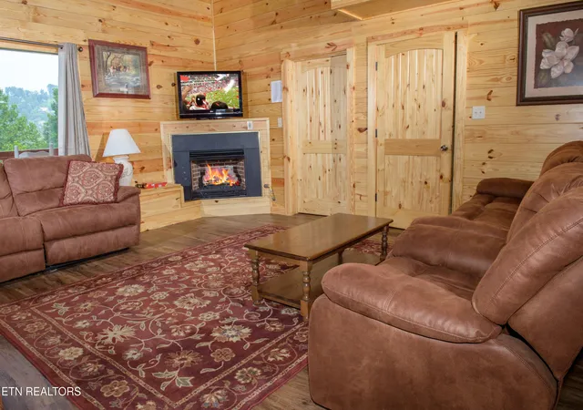 5th image of 363 Lewis Clabo Rd, Gatlinburg, TN 37738 | MLS# 1300863
