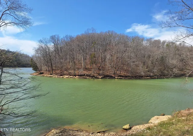 Photo 4 of Sale Pending at 13136 George Lovelace Ln, Knoxville, TN 37932 | MLS# 1301804 | Listing updated on 2026-08-21