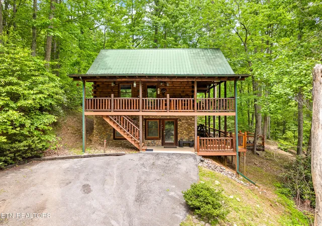 1st image of 4230 Alyssa Way, Gatlinburg, TN 37738 | MLS# 1302643