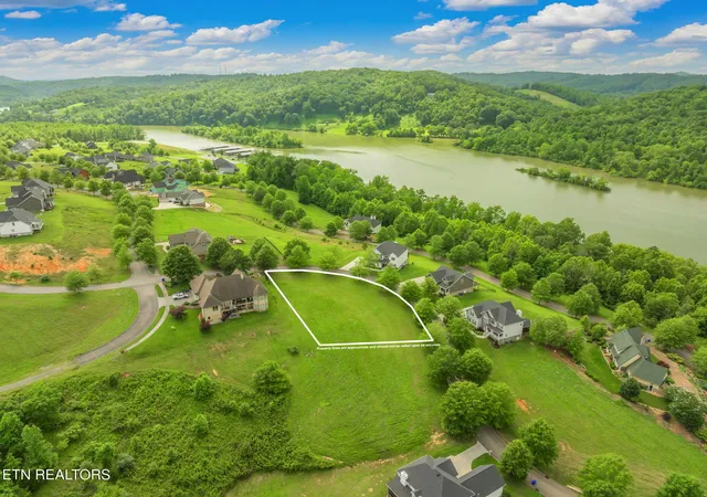1st image of 134 Pineberry East Rd, Oak Ridge, TN 37830 | MLS# 1305211