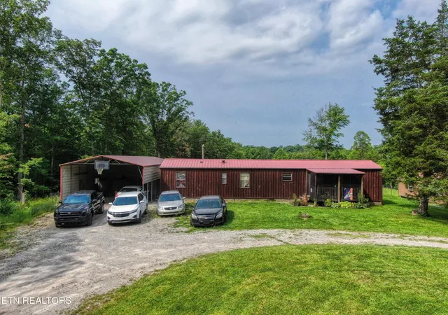Homes for sale in Jamestown, TN | 2800 Leatherwood Ford Rd, Jamestown, TN 38556 | MLS# 1304822