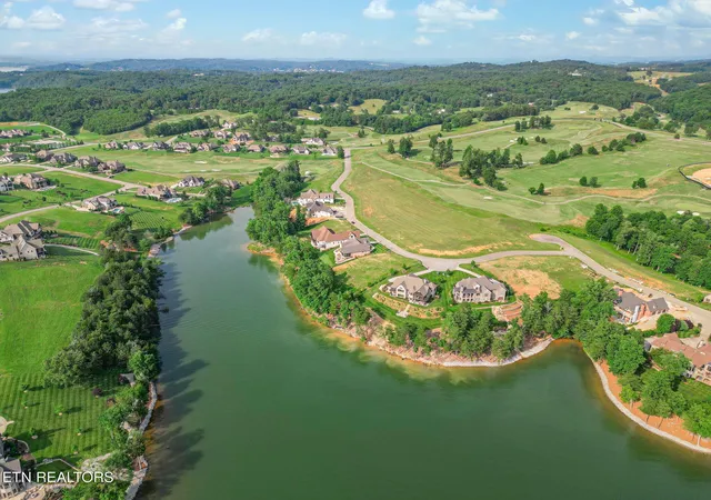 16th image of 1556 Bower Ct, Lenoir City, TN 37772 | MLS# 1305872