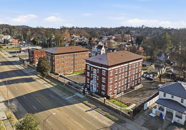Photo 2 of Condo for sale at 2724 E Magnolia Ave #205, Knoxville, TN 37914 | MLS# 1307106 | Listing updated on 2026-09-14