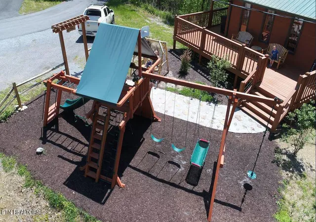 Photo 3 of Single family home for sale at 3126 Bear Mountain Ln, Sevierville, TN 37876 | MLS# 1308753 | Listing updated on 2026-06-22