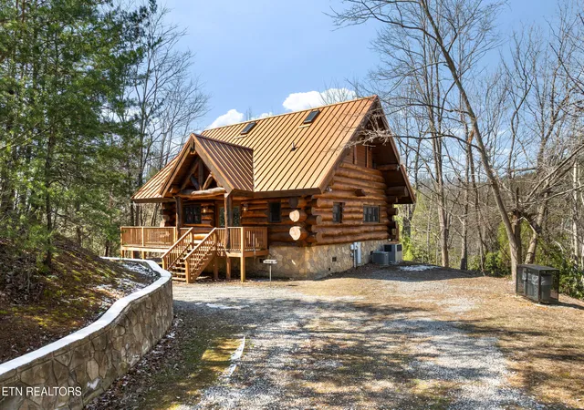 2nd image of 438 Coyote Rd, Gatlinburg, TN 37738 | MLS# 1308800